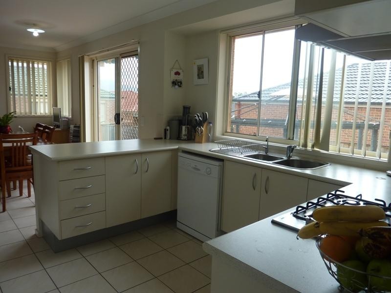 1 Glenlee Drive, Horsley NSW 2530