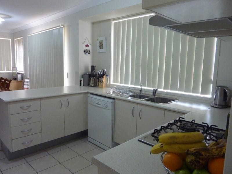1 Glenlee Drive, Horsley NSW 2530
