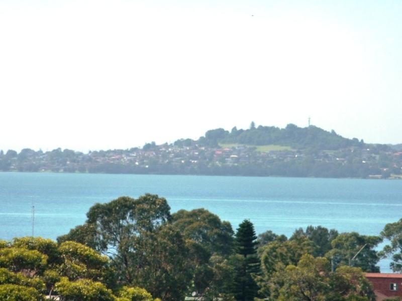 39 Thirroul Road, Kanahooka NSW 2530