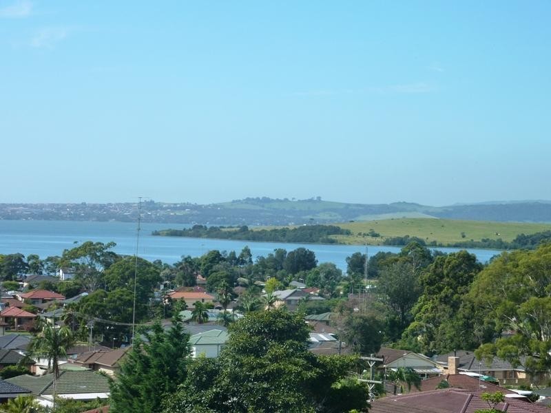 39 Thirroul Road, Kanahooka NSW 2530