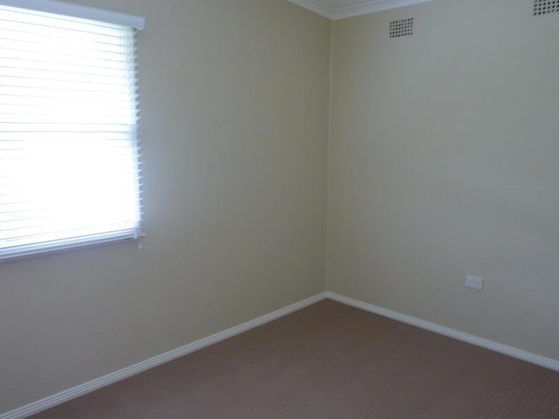 13 Brook Street, Dapto NSW 2530
