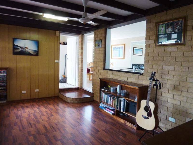 10 Tallowood Street, Albion Park NSW 2527