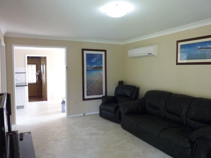 10 Tallowood Street, Albion Park NSW 2527