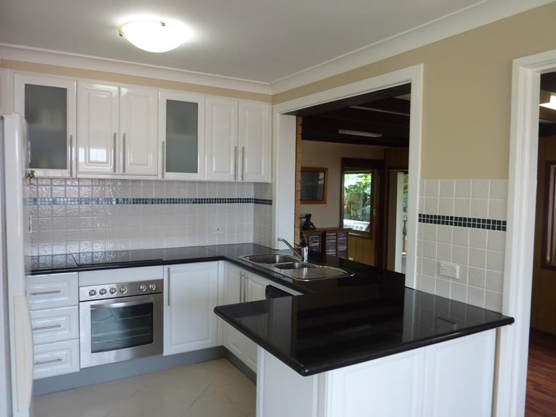 10 Tallowood Street, Albion Park NSW 2527