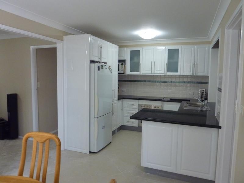 10 Tallowood Street, Albion Park NSW 2527