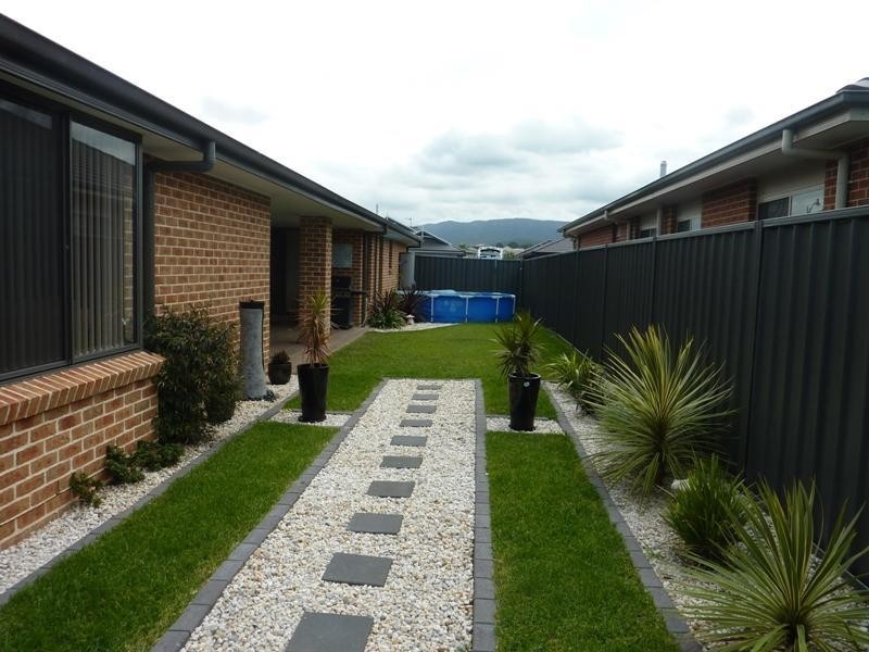 7 Shoreline Avenue, Haywards Bay NSW 2530