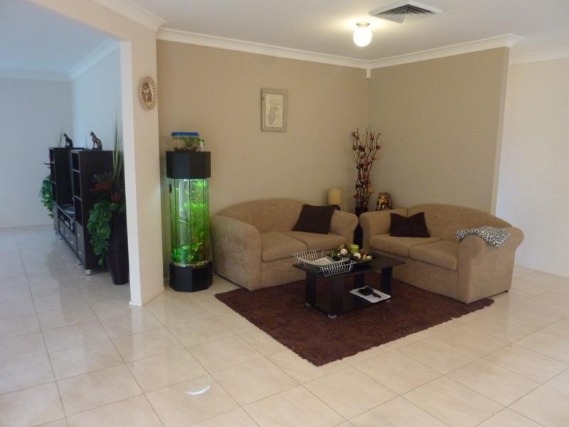 7 Shoreline Avenue, Haywards Bay NSW 2530