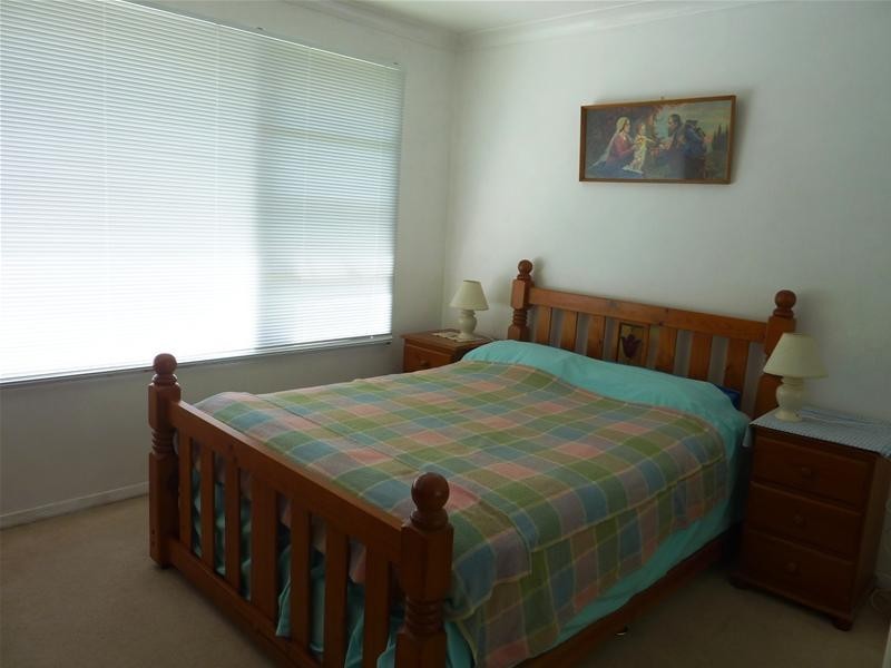 4 Toronto Avenue, Dapto NSW 2530