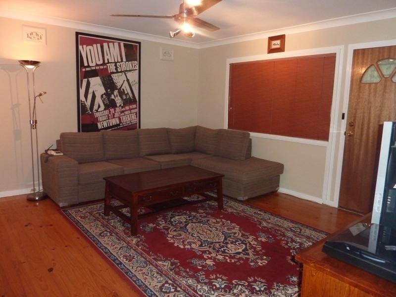 23 Goondah Avenue, Koonawarra NSW 2530