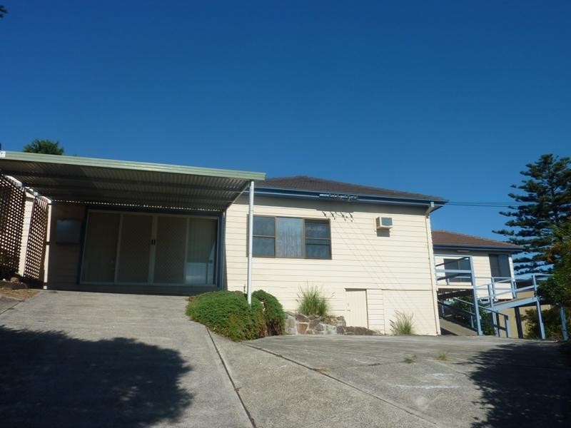 55 Buena Vista Avenue, Lake Heights NSW 2502