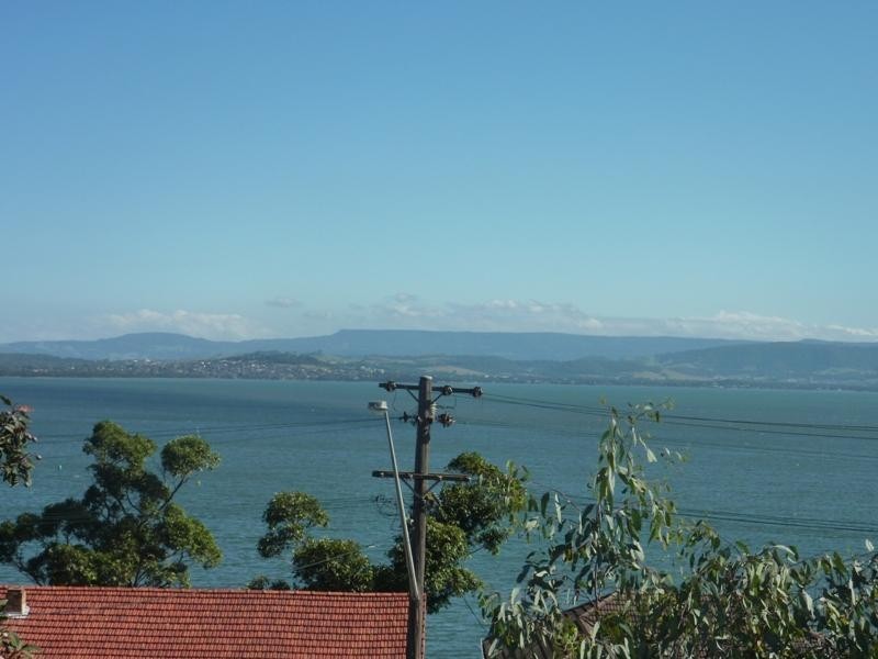 55 Buena Vista Avenue, Lake Heights NSW 2502