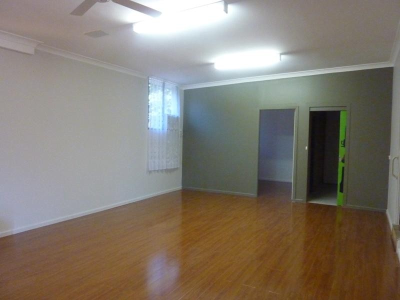 55 Buena Vista Avenue, Lake Heights NSW 2502