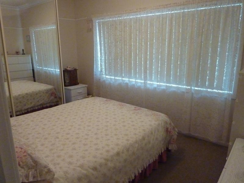1/32 Devonshire Crescent, Oak Flats NSW 2529