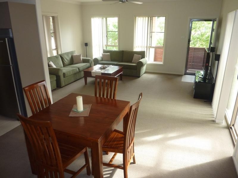 1/97 Pur Pur Avenue, Lake Illawarra NSW 2528