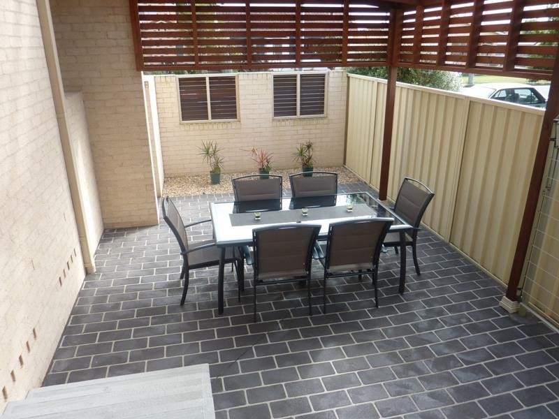 1/97 Pur Pur Avenue, Lake Illawarra NSW 2528