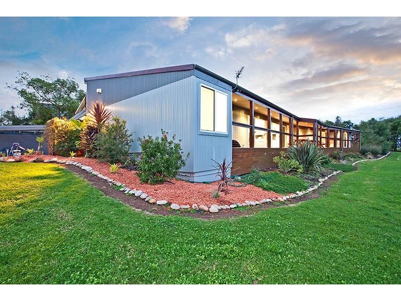 27 Larkins Lane, Yallah NSW 2530
