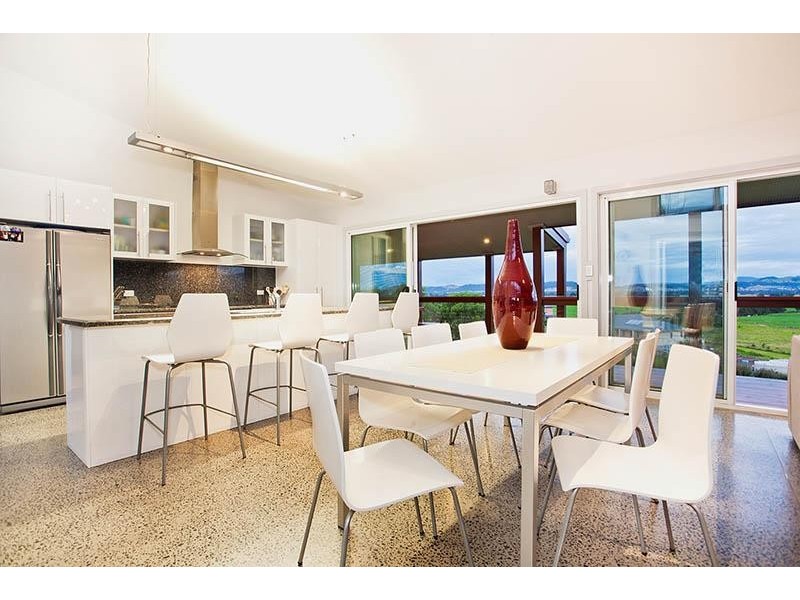 27 Larkins Lane, Yallah NSW 2530