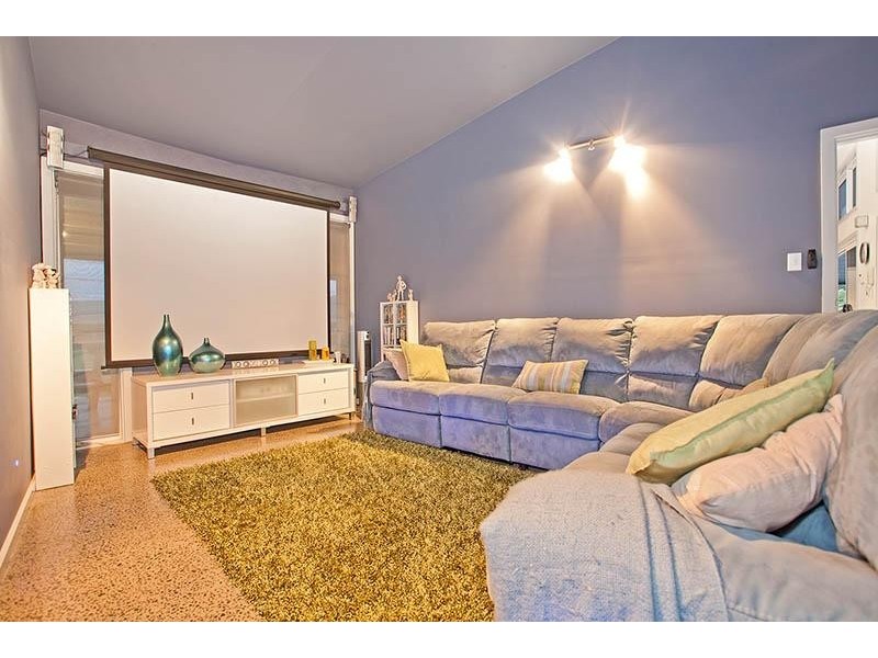 27 Larkins Lane, Yallah NSW 2530