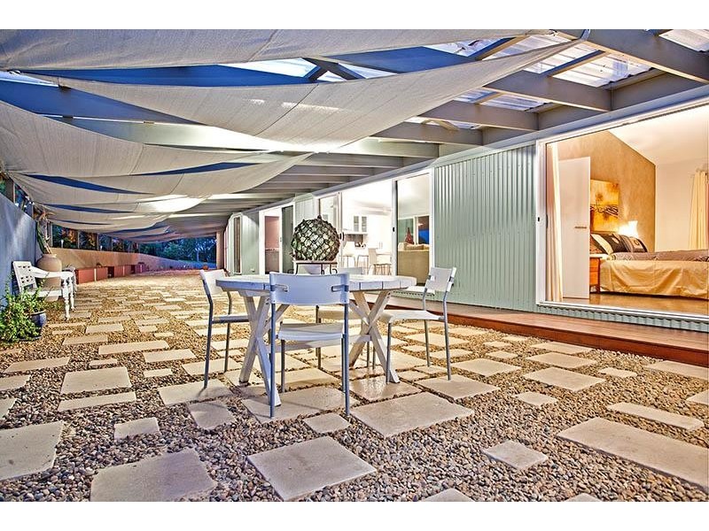 27 Larkins Lane, Yallah NSW 2530