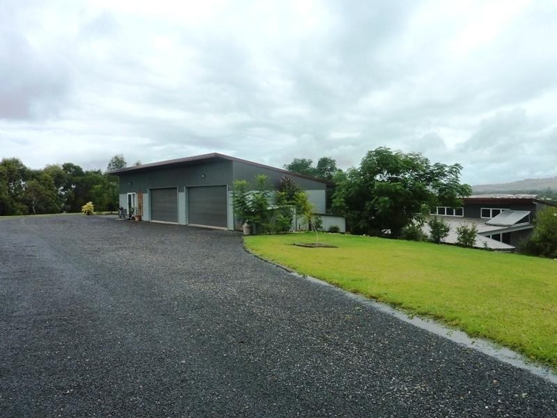 27 Larkins Lane, Yallah NSW 2530
