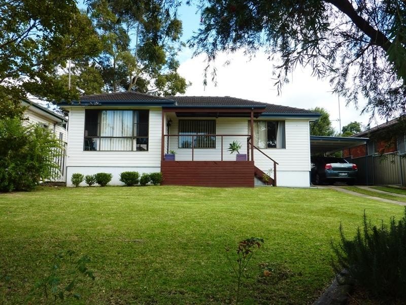 26 Burrell Crescent, Dapto NSW 2530