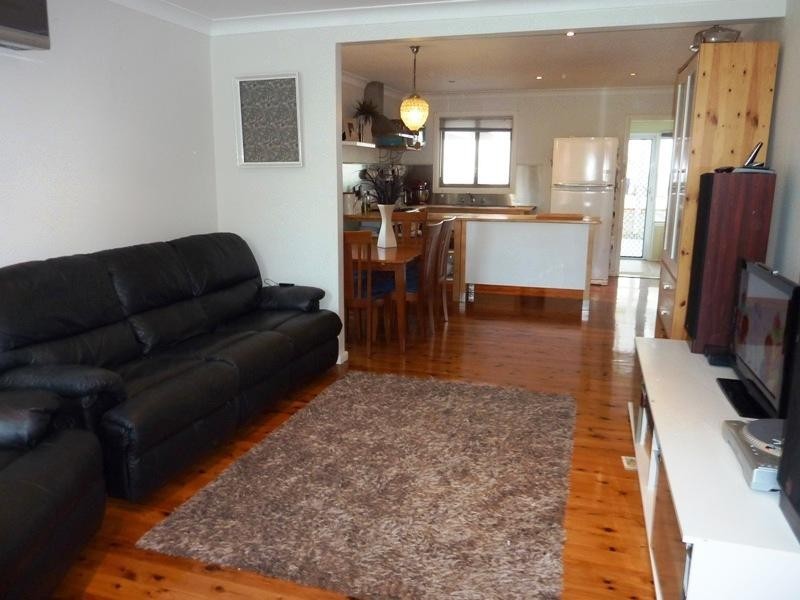 26 Burrell Crescent, Dapto NSW 2530