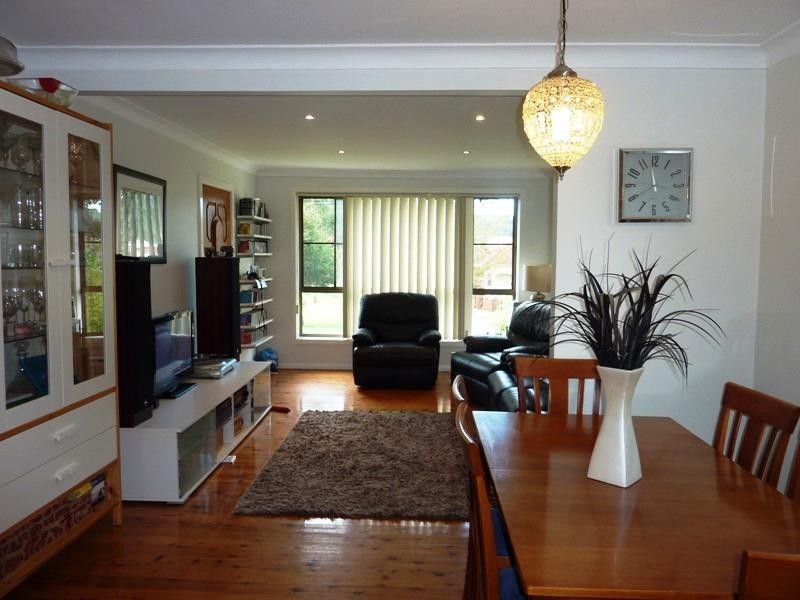 26 Burrell Crescent, Dapto NSW 2530