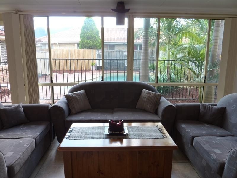 36 Highland Park Drive, Horsley NSW 2530