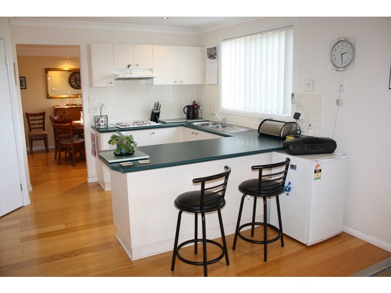 7 Kirriemuir Glen, Horsley NSW 2530