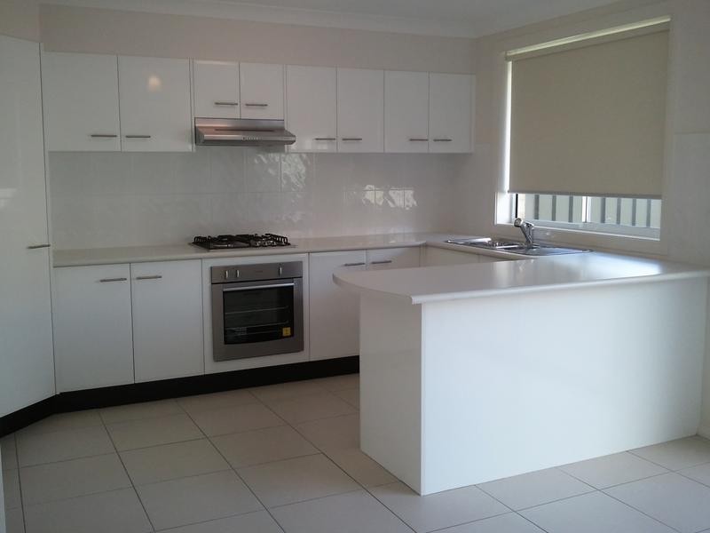 2/1 Kylie Place, Dapto NSW 2530