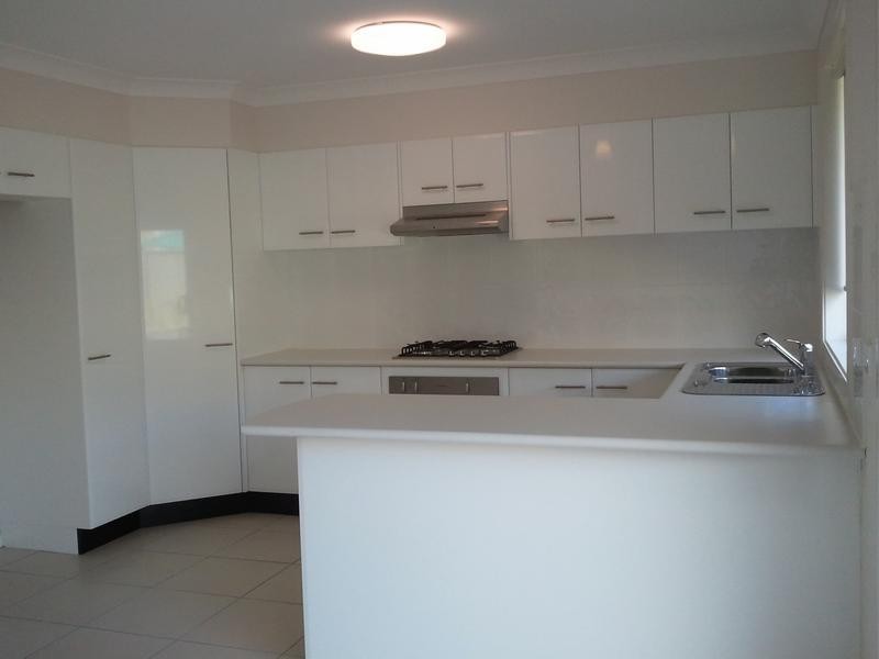 2/1 Kylie Place, Dapto NSW 2530