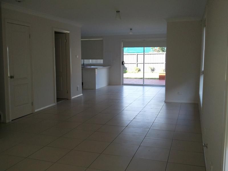 2/1 Kylie Place, Dapto NSW 2530