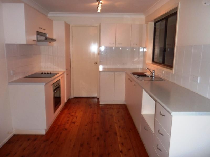 41 Ena Avenue, Dapto NSW 2530