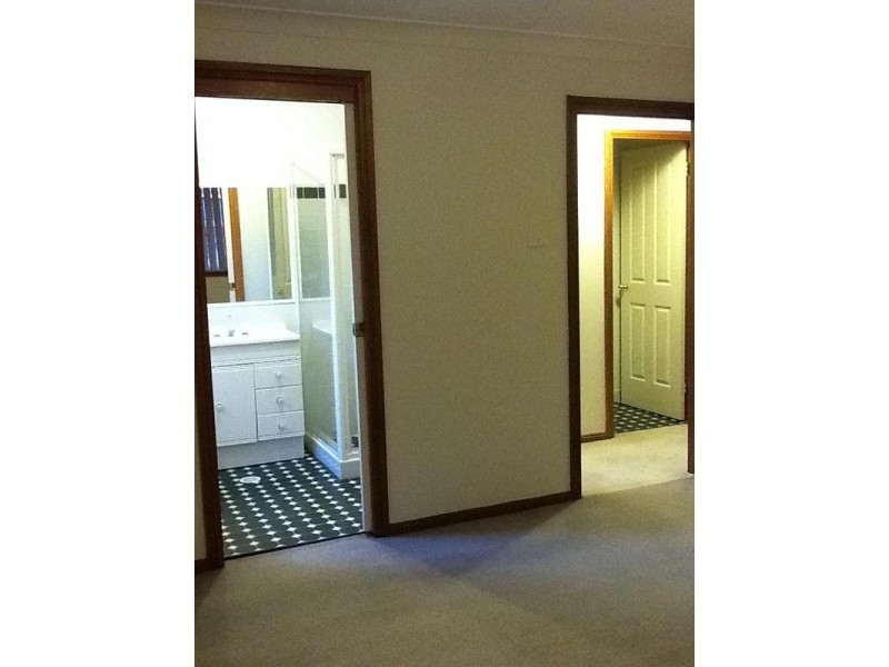 2/28-30 Ash Ave, Albion Park Rail NSW 2527