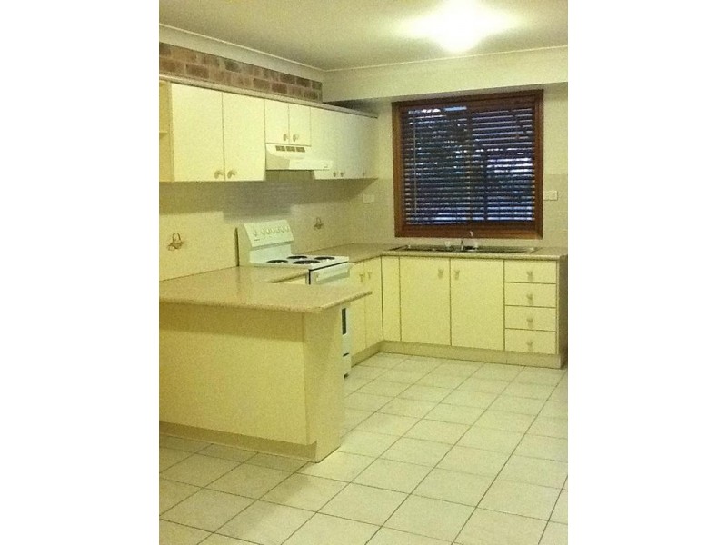 2/28-30 Ash Ave, Albion Park Rail NSW 2527