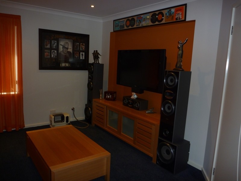 11 Mystics Dve, Shell Cove NSW 2529