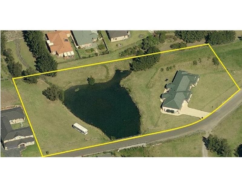 41 Rondanella Drive, Kanahooka NSW 2530