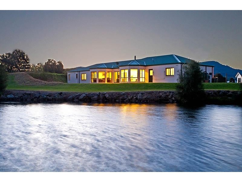 41 Rondanella Drive, Kanahooka NSW 2530