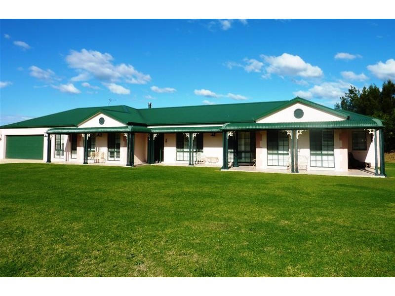 41 Rondanella Drive, Kanahooka NSW 2530