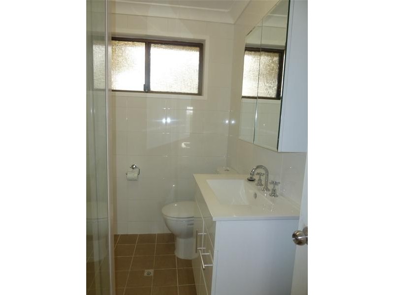 16 Horsley Road, Oak Flats NSW 2529