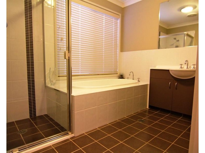 13 Gore Avenue, Shell Cove NSW 2529