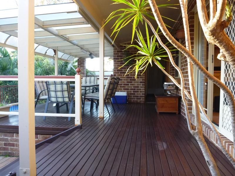 96 Osborne Parade, Warilla NSW 2528