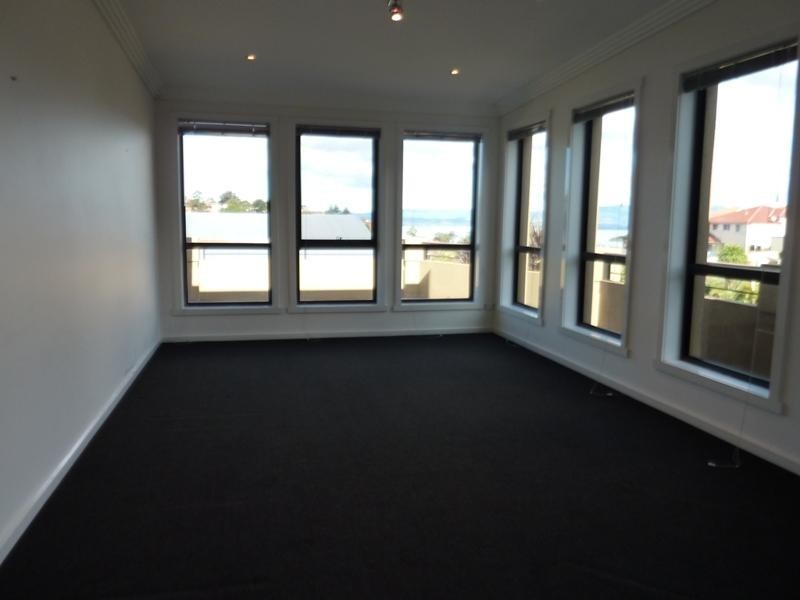 9 Osprey Drive, Berkeley NSW 2506