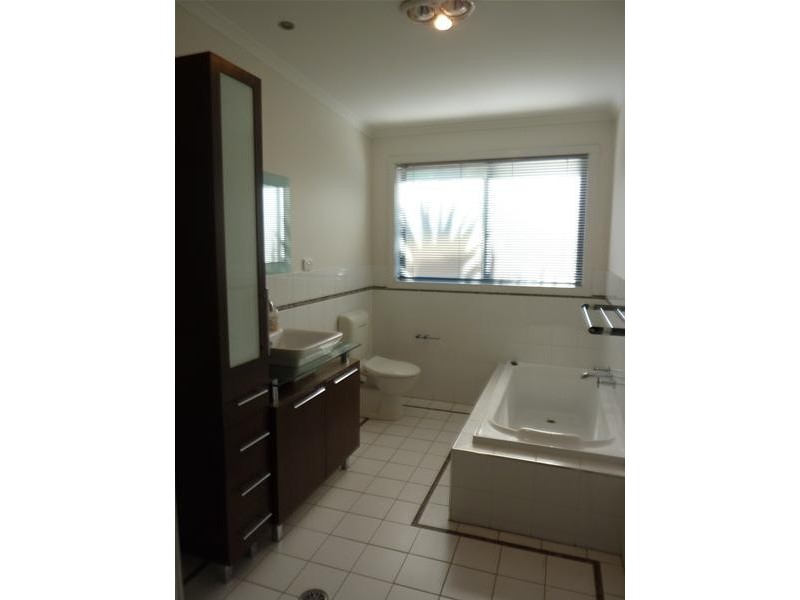 9 Osprey Drive, Berkeley NSW 2506