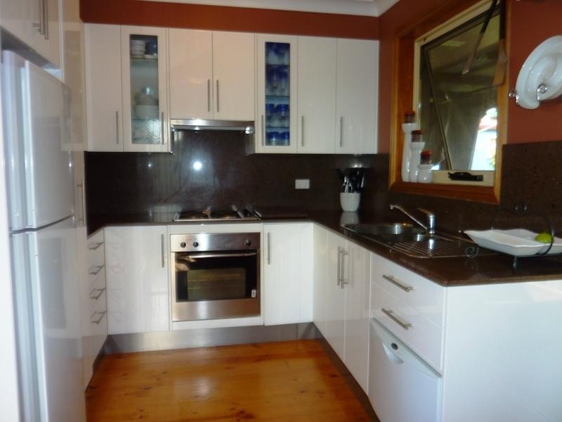 108 Lakeside Drive, Koonawarra NSW 2530