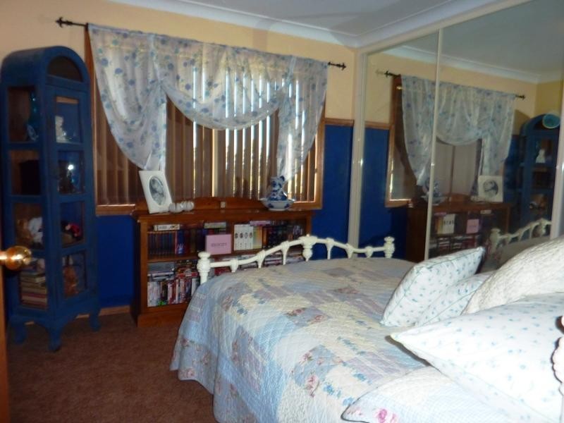 108 Lakeside Drive, Koonawarra NSW 2530