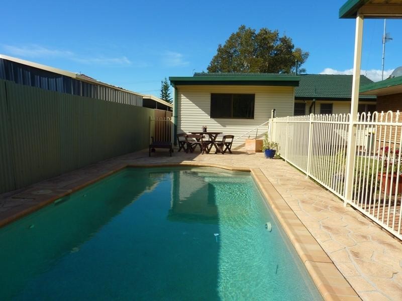 60 Robert Street, Dapto NSW 2530