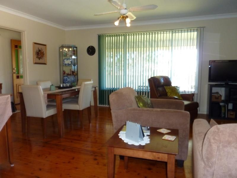 60 Robert Street, Dapto NSW 2530