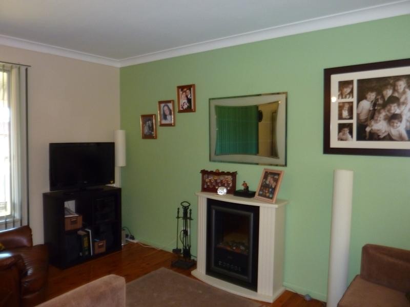 60 Robert Street, Dapto NSW 2530