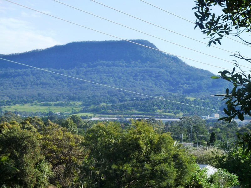 6 Duley Street, Dapto NSW 2530